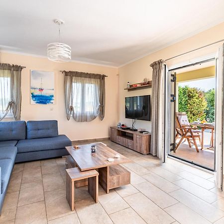 Armonia Villas ลิคชูรี ภายนอก รูปภาพ