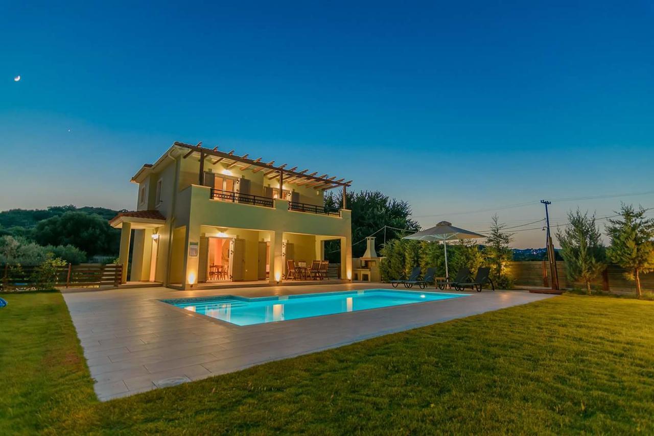 Armonia Villas ลิคชูรี ภายนอก รูปภาพ